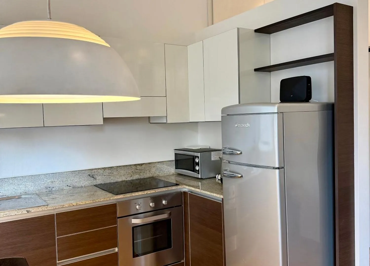 Lr Deluxe Apartments - Savoia 3 - Repubblica Μιλάνο 0*,  Ιταλία
