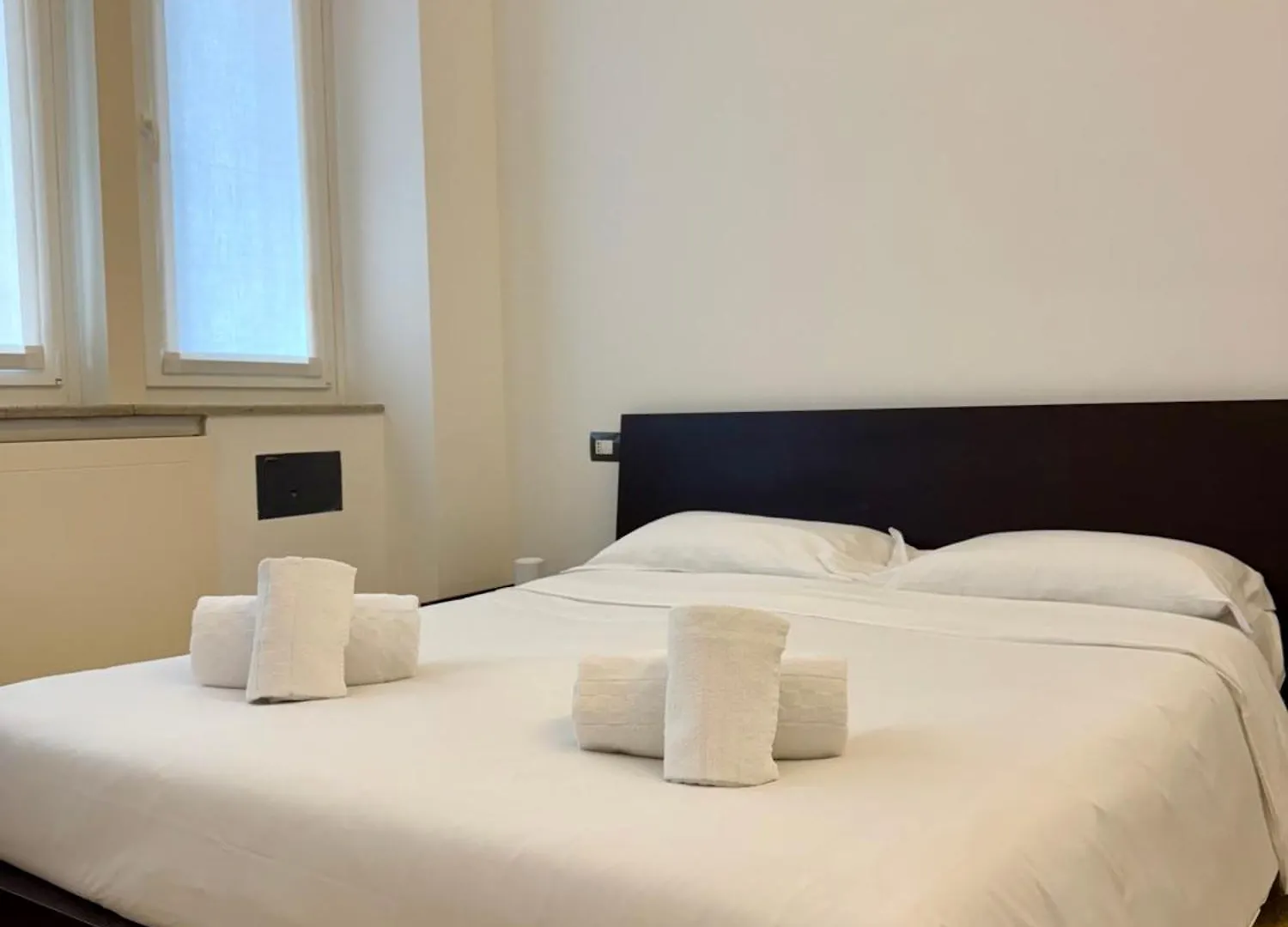 Lr Deluxe Apartments - Savoia 3 - Repubblica Μιλάνο Ιταλία